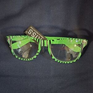 KISS Green And Black Animal Print UV Glasses